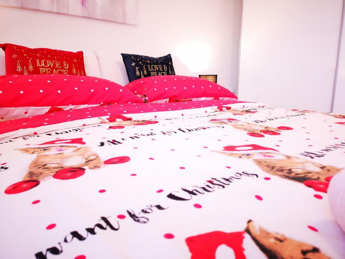 Apartman "Sabine Red" With Heated Pool Омишаль Экстерьер фото